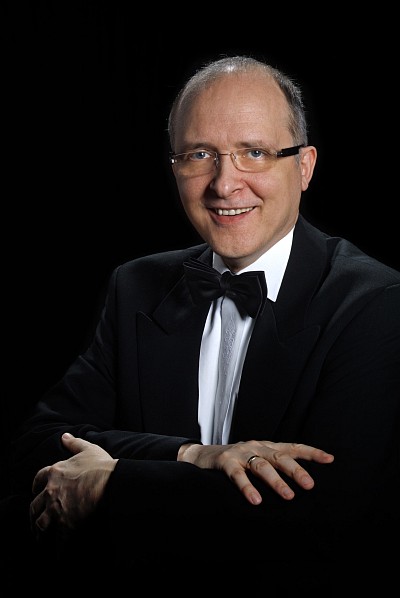 Chorleiter J&uuml;rgen Bischof